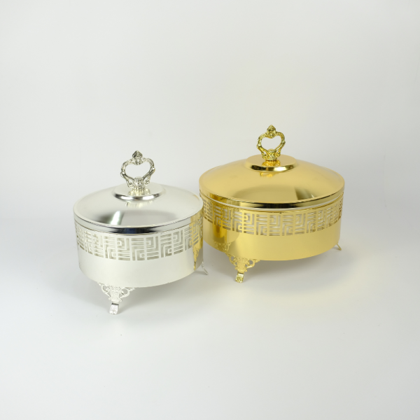 Classic porcelain serving Dish with leg stand - Image 5